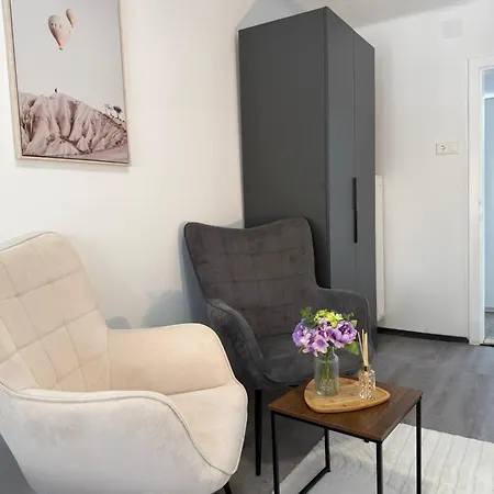 Aparthotel Grazis